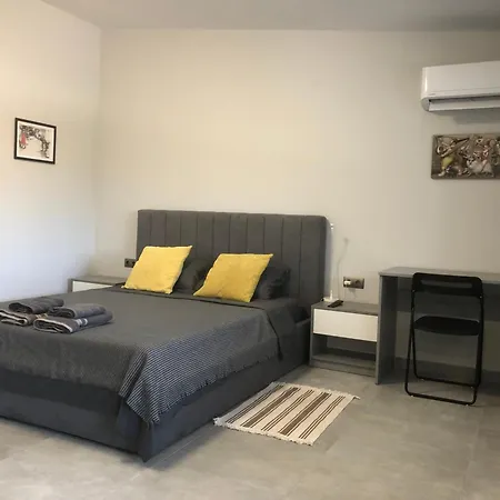 Artfan Guest Apartment *