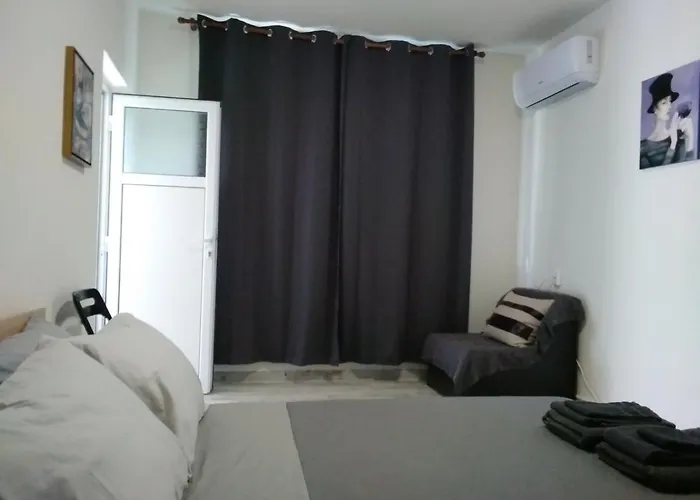 Artfan Guest * Varvara (Burgas)