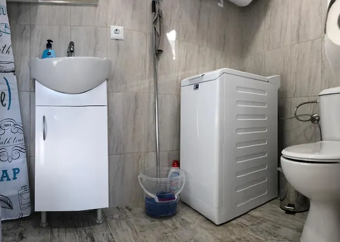 Artfan Guest * Varvara (Burgas)