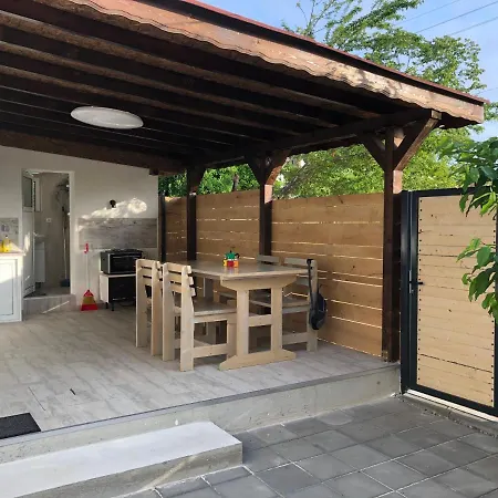 Artfan Guest Lägenhet Varvara (Burgas)