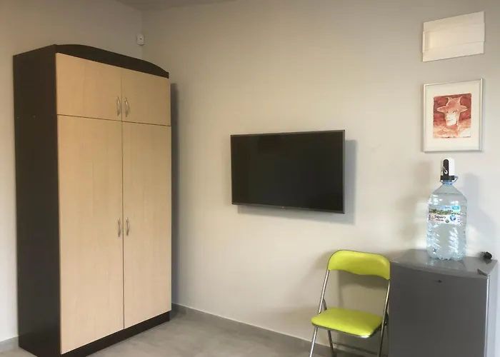 Artfan Guest * Varvara (Burgas)