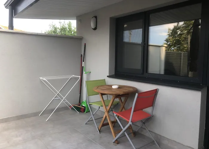 Artfan Guest Varvara (Burgas)